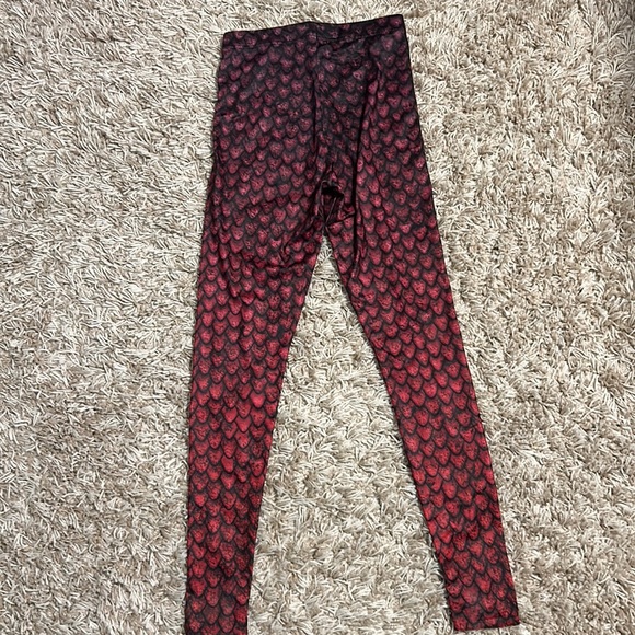 Blackmilk Scale Leggings (Pink) - Picture 4 of 4